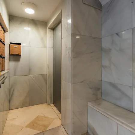 Tuguest Placeta Silleria